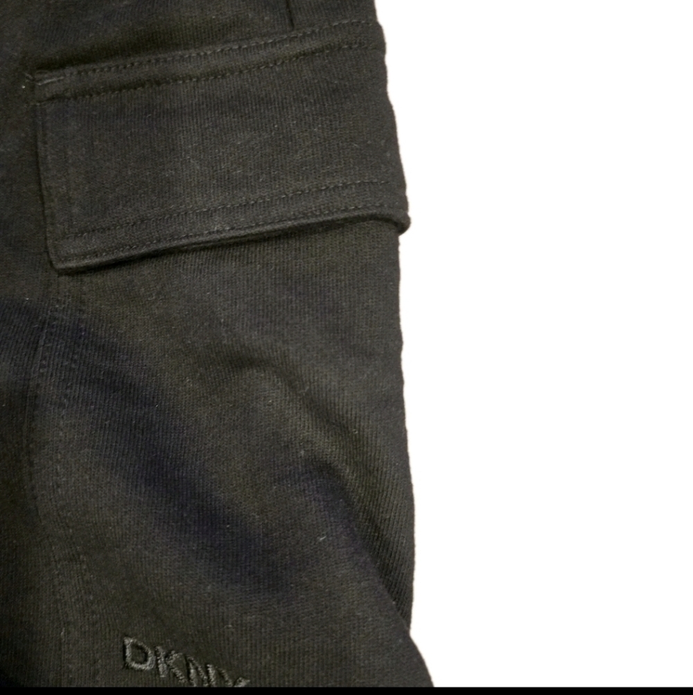 NWT DKNY Women’s Cargo Shorts Small  Black Elastic Pockets Lounge Casual 💵 - Picture 3 of 7